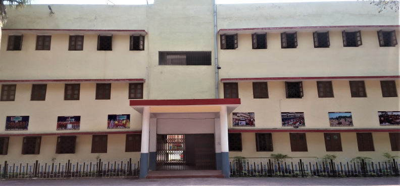 SCHOOL BUILDING FRONT VIEW